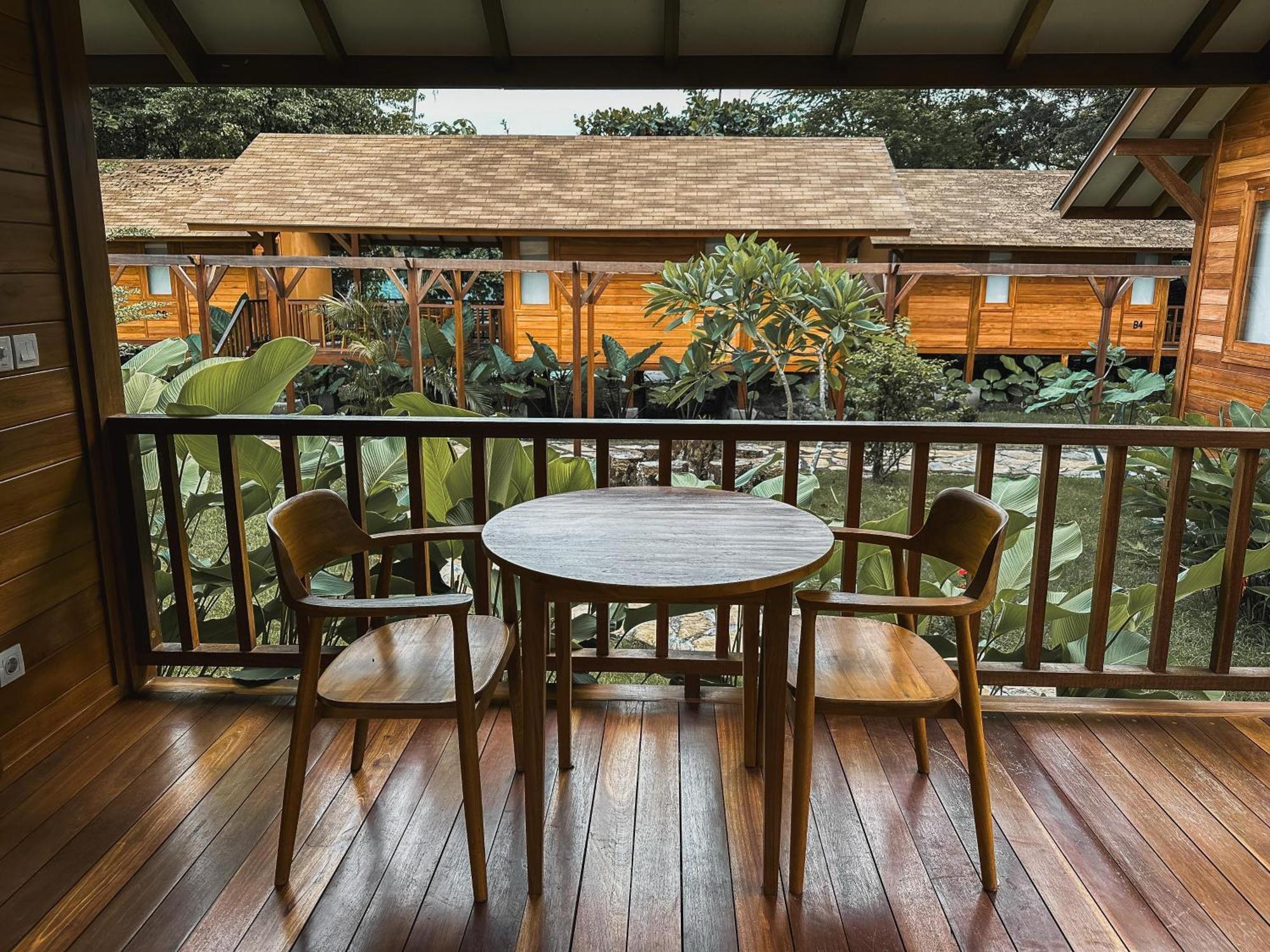 Tropik Resort Lombok Selong Blanak Exterior foto